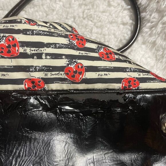 Betsey Johnson fabric Black & White red ladybugs weekender bag synthetic trim - Picture 13 of 13